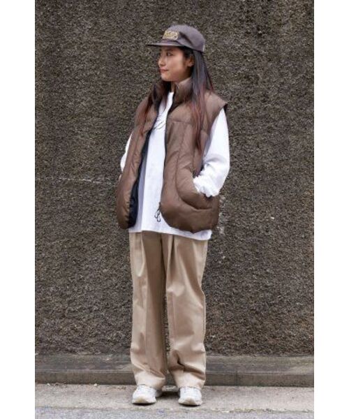 LORES(ロアス)の「Creased Wide Pants - Beige(その他パンツ・レディース・その他・MEDIUM/LARGE)」の8枚目の写真