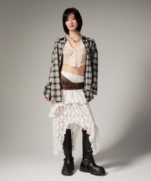 ROYAL FLASH（ロイヤルフラッシュ）の「MITSUKI/ミツキ/ベルト付きレーススカート（スカート・レディース・ブラック/ホワイト・F）」の16枚目の写真