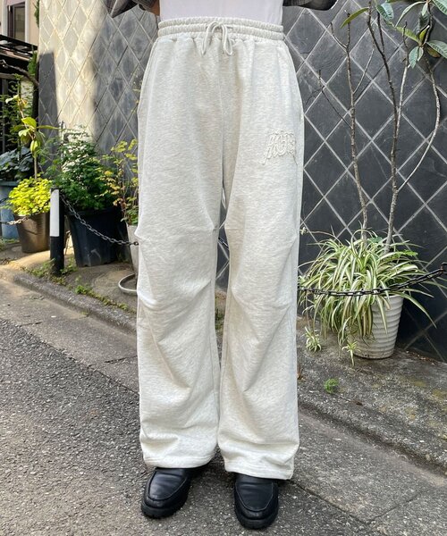 CIAOPANIC（チャオパニック）の「カットレイヤーロゴスタッズスウェットパンツ（その他パンツ・レディース・ネイビー/グレー・LARGE/MEDIUM）」の13枚目の写真