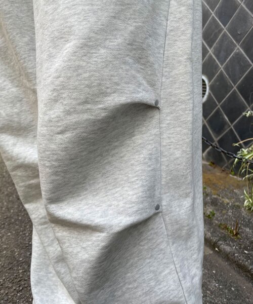 CIAOPANIC（チャオパニック）の「カットレイヤーロゴスタッズスウェットパンツ（その他パンツ・レディース・ネイビー/グレー・LARGE/MEDIUM）」の19枚目の写真