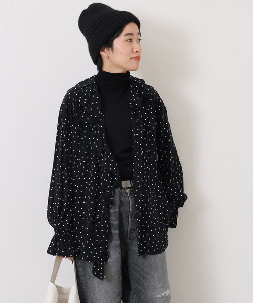 JOURNAL STANDARD LUXE（ジャーナルスタンダード　ラックス）の「Cu/Rローン フリルパフブラウス（シャツ/ブラウス・レディース・ブラック/ブラック系その他・FREE）」の5枚目の写真