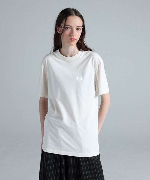 Y-3（ワイスリー）の「Y-3 REGULAR SHORT SLEEVE TEE（Tシャツ/カットソー・メンズ・ホワイト系その他・XX-LARGE/X-LARGE/LARGE/MEDIUM/SMALL/X-SMALL/XX-SMALL）」の4枚目の写真