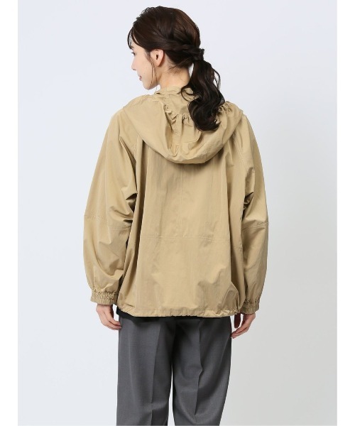 m.f.editorial（エムエフエディトリアル）の「【ややゆったり 裏地無し】コウト/qout ハイデンクロス フーデッドブルゾン（ブルゾン・レディース・キャメル・MEDIUM）」の11枚目の写真