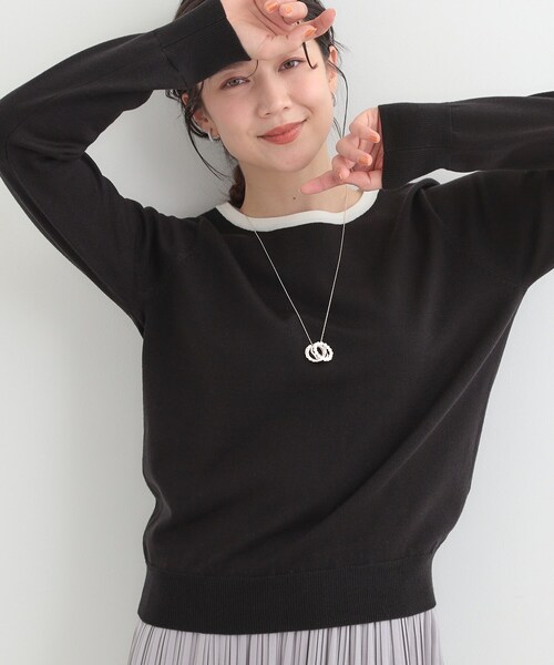 SHOO・LA・RUE（シューラルー）の「【洗濯機可/S-LL/アンサンブル可】シンプルきれい見え クルーネックニット（ニット/セーター・レディース・ベビーピンク/イエロー系その他/ブラック系2/ホワイト系3・04/03/02/01）」の3枚目の写真