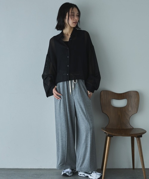 Doux archives(ドゥアルシーヴ)の「【EC先行予約】メッシュドルマンシャツ(シャツ/ブラウス・レディース・オフホワイト/ブラック/キャメル・FREE)」の8枚目の写真