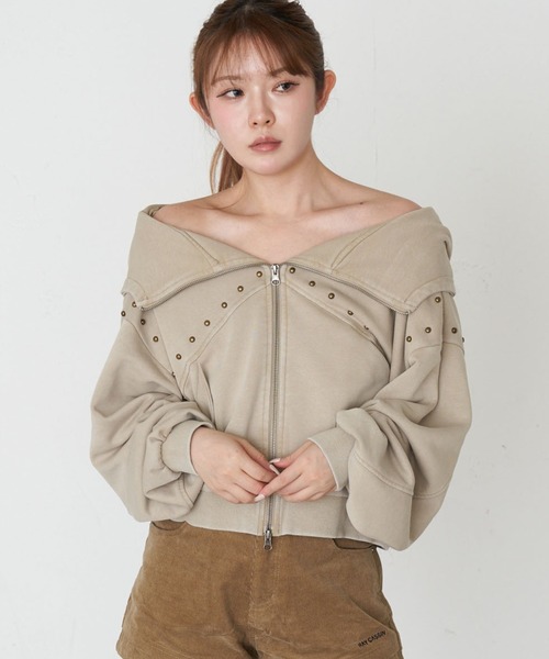 RAY CASSIN（レイカズン）の「【セットアップで着られる】ピグメントスタッズドルマンスウェットパーカー（スウェット・レディース・グレー/ブラウン系その他2/ベージュ系その他2・FREE）」の3枚目の写真