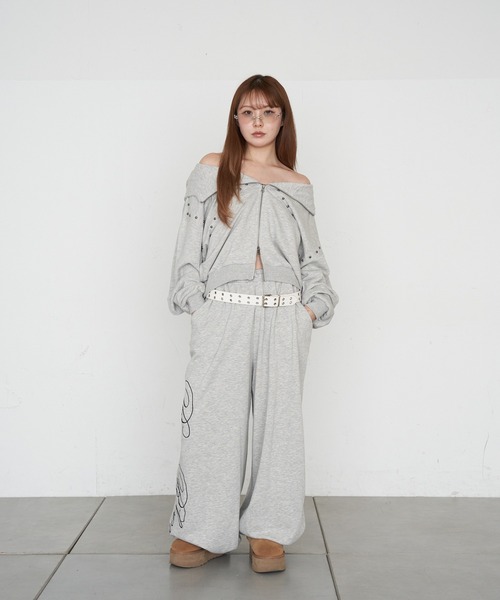 RAY CASSIN（レイカズン）の「【セットアップで着られる】ピグメントスタッズドルマンスウェットパーカー（スウェット・レディース・グレー/ブラウン系その他2/ベージュ系その他2・FREE）」の6枚目の写真