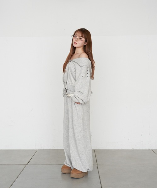 RAY CASSIN（レイカズン）の「【セットアップで着られる】ピグメントスタッズドルマンスウェットパーカー（スウェット・レディース・グレー/ブラウン系その他2/ベージュ系その他2・FREE）」の7枚目の写真