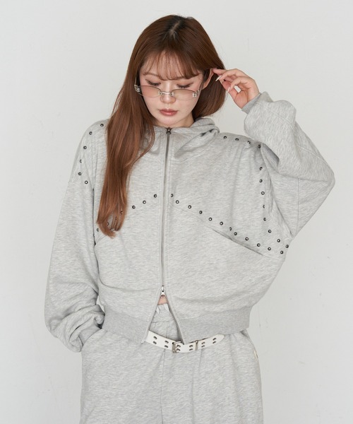 RAY CASSIN（レイカズン）の「【セットアップで着られる】ピグメントスタッズドルマンスウェットパーカー（スウェット・レディース・グレー/ブラウン系その他2/ベージュ系その他2・FREE）」の12枚目の写真