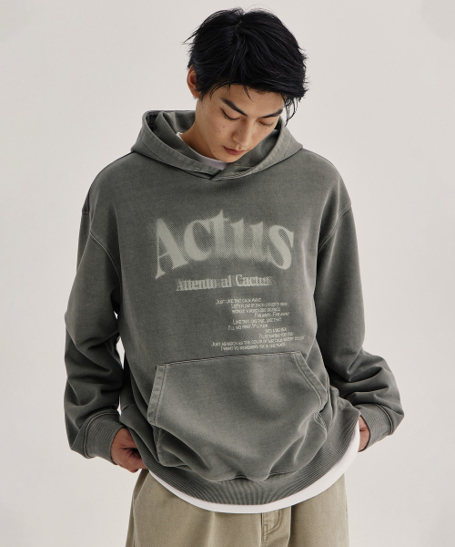 KIIMUIR（キミュア）の「ピグメント ACTUS フードパーカー_カーキ（パーカー・レディース・カーキ・LARGE/SMALL/MEDIUM）」の3枚目の写真