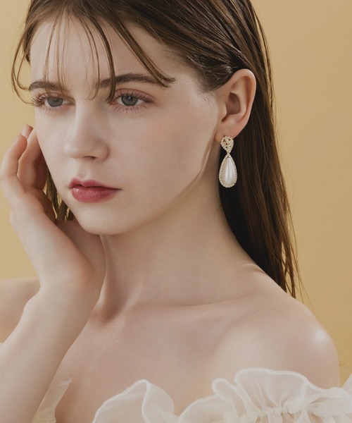 LA MUe(ラミュー)の「【LA MUE】シルバー925ポスト パール×ビジュー ドロップピアス(ピアス(両耳用)・レディース・ゴールド/シルバー・FREE)」の8枚目の写真