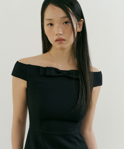 LUCIR ZU(ルシールズ)の「Bellucci Ribbon One-piece (black)(ワンピース・レディース・その他・M/S)」の4枚目の写真
