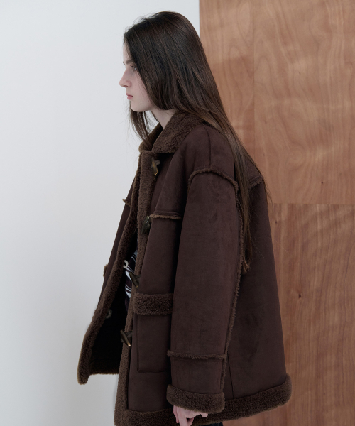 ROLAROLA(ロラロラ)の「SUEDE MUSTANG HALF JACKET BROWN(ムートンコート・レディース・ブラウン・FREE)」の1枚目の写真