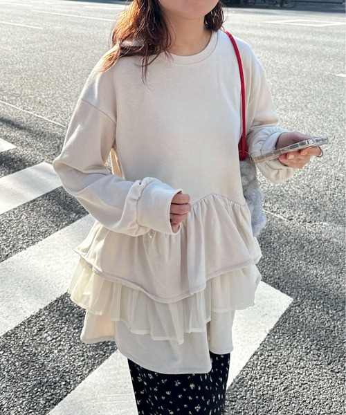 PILIT(ピリット)の「ティアードペプラムトップス(Tシャツ/カットソー・レディース・アイボリー/ブラック・MEDIUM)」の1枚目の写真