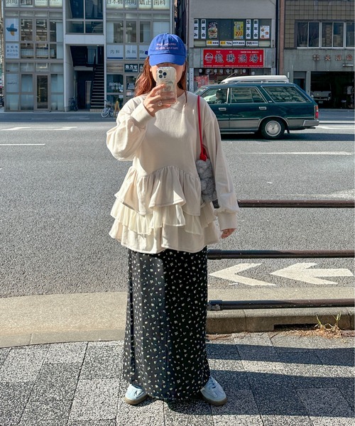 PILIT(ピリット)の「ティアードペプラムトップス(Tシャツ/カットソー・レディース・アイボリー/ブラック・MEDIUM)」の6枚目の写真
