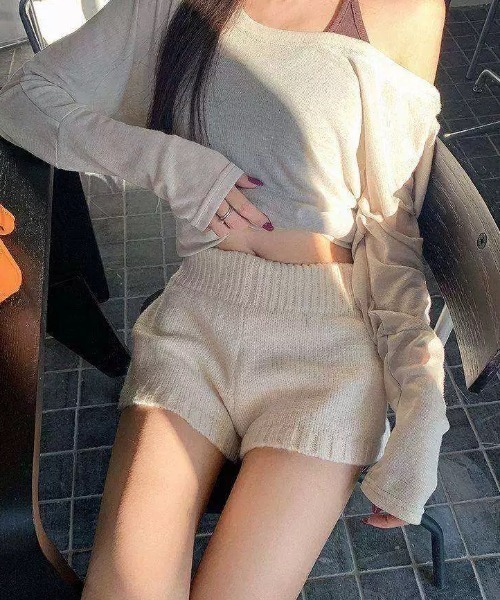 CELENA BEATS(セレナビーツ)の「ニットショートパンツ(その他パンツ・レディース・アイボリー/グレー・FREE)」の18枚目の写真
