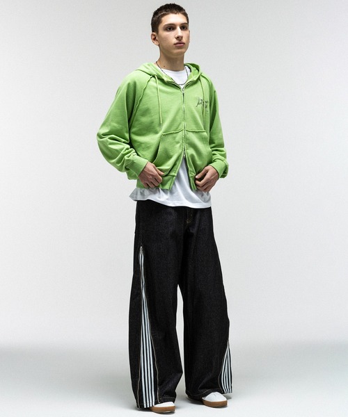ILL'S(イルズ)の「2way SIDE ZIP BARREL-LEG DENIM PANTS / 2wayサイドジップバレルレッグデニムパンツ バギーパンツ ワイド サイドライン メンズ レディース ユニセックス(デニムパンツ・メンズ・ブラック/グレー/ブルー・M/L)」の14枚目の写真