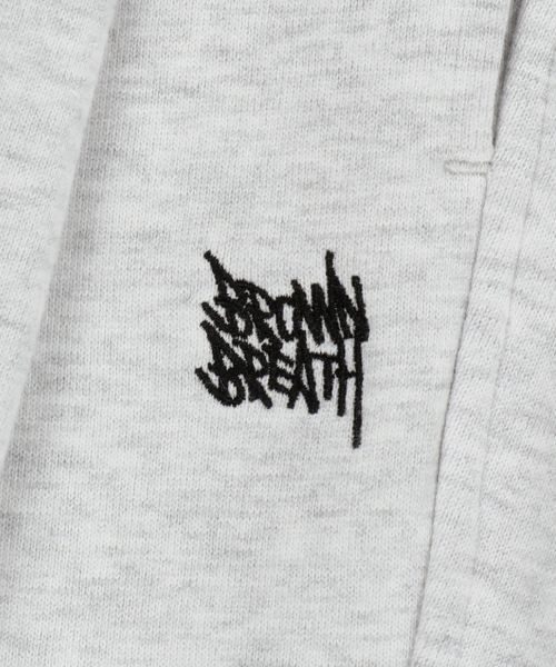 BROWNBREATH（ブラウンブレス）の「TAG TWO TUCK WIDE SWEAT PANTS - ASH（スウェットパンツ・レディース・その他・SMALL/MEDIUM/LARGE/X-LARGE）」の5枚目の写真
