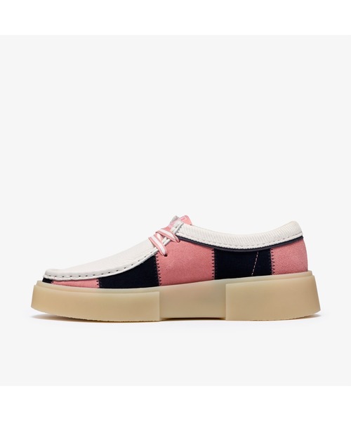Clarks(クラークス)の「Torview W / レディーストービュー (ピンク/ネイビーコンビ)(モカシン/デッキシューズ・レディース・ピンク・UK5/UK4.5/UK4/UK3.5/UK3/UK6/UK5.5)」の2枚目の写真