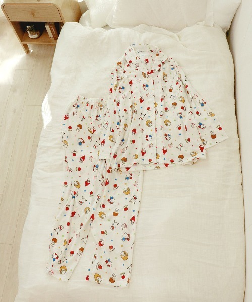 sanrio（サンリオ）の「《サンリオキャラクターズ》70sウィークエンド 長袖 パジャマ（ルームウェア/パジャマ・レディース・ネイビー/オフホワイト・L/M）」の5枚目の写真