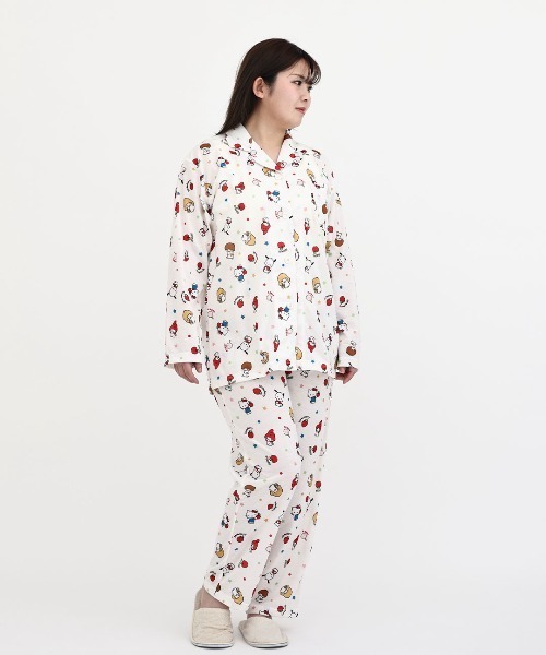 sanrio（サンリオ）の「《サンリオキャラクターズ》70sウィークエンド 長袖 パジャマ（ルームウェア/パジャマ・レディース・ネイビー/オフホワイト・L/M）」の3枚目の写真