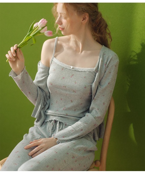 PEACH JOHN(ピーチジョン)の「コットン混リブパジャマ3点セット(ルームウェア/パジャマ・レディース・グレー/イエロー・ONE SIZE)」の2枚目の写真