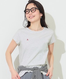 刺繍入り半袖クルーネックトップス