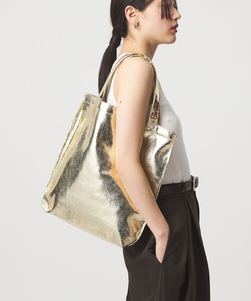 BINDU（ビンドゥー）の「【別注】＜BINDU＞メタリック トートバッグ（トートバッグ・レディース・シルバー/ブラウン系/ゴールド・FREE）」の3枚目の写真
