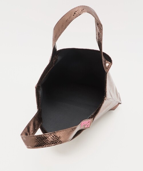 BINDU（ビンドゥー）の「【別注】＜BINDU＞メタリック トートバッグ（トートバッグ・レディース・シルバー/ブラウン系/ゴールド・FREE）」の14枚目の写真