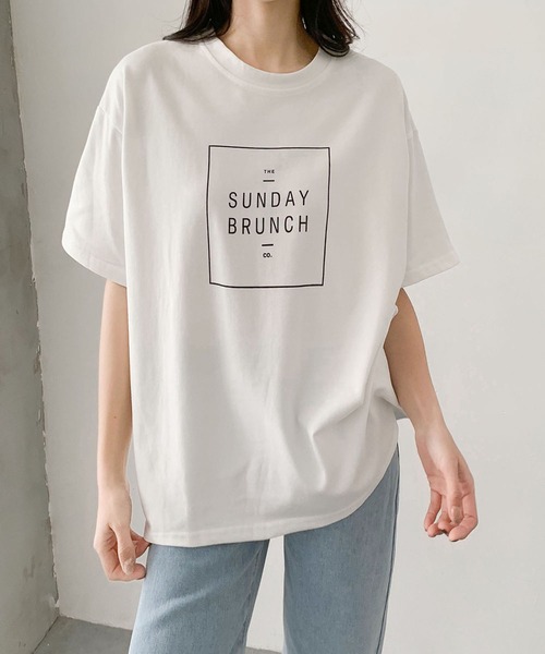 LOWO(ロワ)の「英字ロゴプリントオーバーサイズ半袖Tシャツ(コットン/カジュアル)(Tシャツ/カットソー・レディース・ネイビー/ホワイト/グレー・FREE)」の1枚目の写真