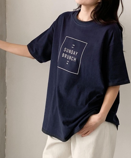 LOWO(ロワ)の「英字ロゴプリントオーバーサイズ半袖Tシャツ(コットン/カジュアル)(Tシャツ/カットソー・レディース・ネイビー/ホワイト/グレー・FREE)」の11枚目の写真
