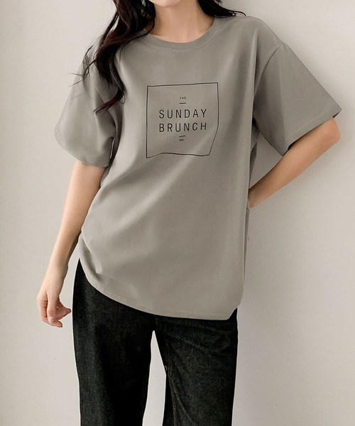 LOWO(ロワ)の「英字ロゴプリントオーバーサイズ半袖Tシャツ(コットン/カジュアル)(Tシャツ/カットソー・レディース・ネイビー/ホワイト/グレー・FREE)」の14枚目の写真
