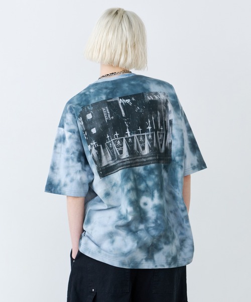 AIVER（アイバー）の「AIVER　S GRAVE S/S TEE (DYED)（Tシャツ/カットソー・メンズ・ブルー系その他/ホワイト系その他・SMALL/MEDIUM/LARGE）」の2枚目の写真