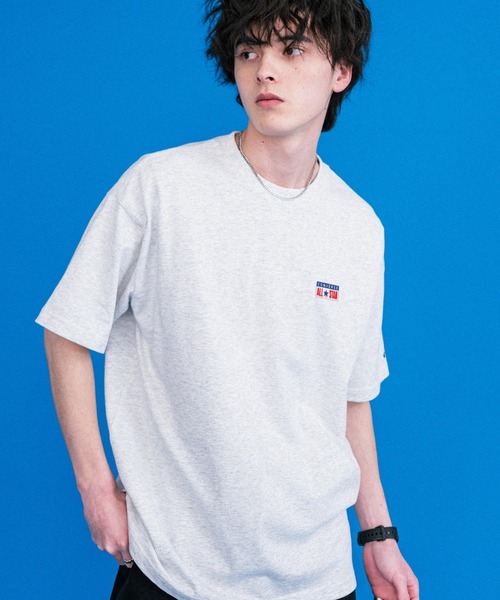 CONVERSE(コンバース)の「CONVERSE コンバース 天竺プレートロゴ半袖クルーネックTシャツ/ハーフスリーブカットソー(Tシャツ/カットソー・メンズ・ホワイト/オートミール/ネイビー/ブラック・L/M/XL)」の17枚目の写真