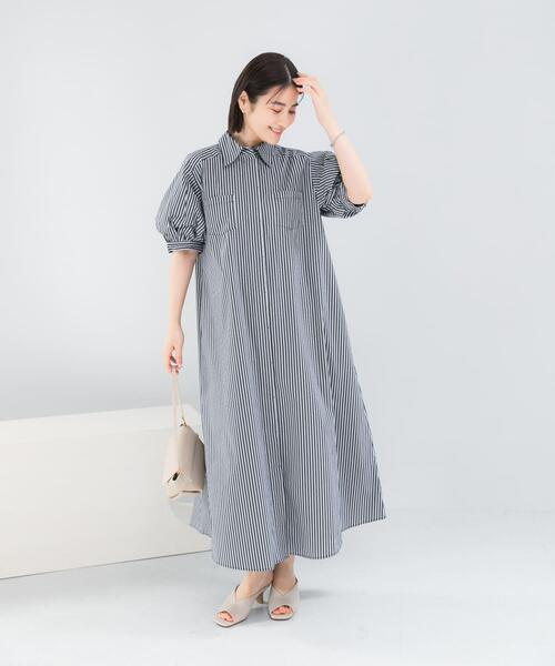 URBAN RESEARCH ROSSO WOMEN(アーバンリサーチ ロッソ)の「『別注』ELENDEEK×ROSSO RELAXY SHIRT ONE-PIECE(ワンピース・レディース・オフホワイト/ブラック系その他/ブルー系その他・1)」の21枚目の写真