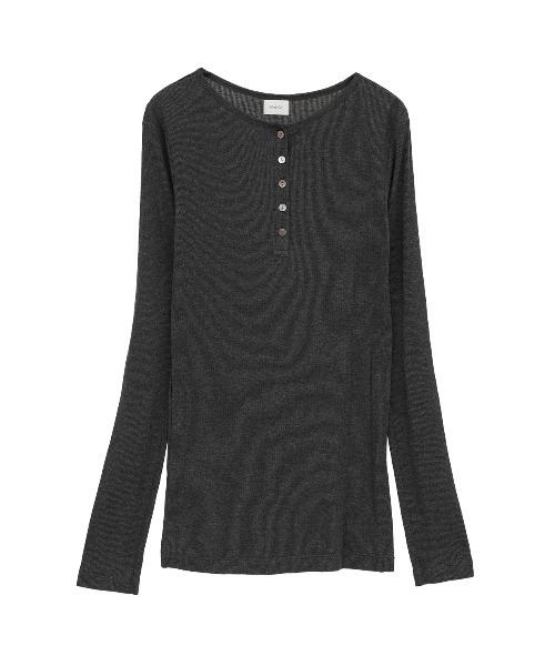MANOF(マノフ)の「SHEER LAYERED CUT TOPS(Tシャツ/カットソー・レディース・ブラック/アイボリー/ブルー・F)」の7枚目の写真