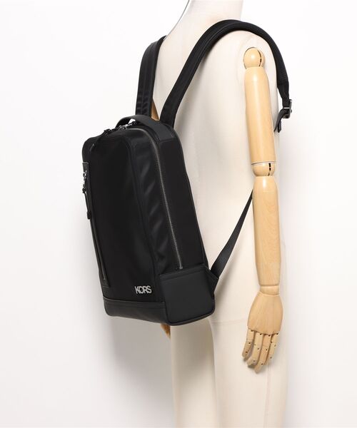 MICHAEL KORS(マイケルコース)の「A-LINE BKPK Backpack(バックパック/リュック・メンズ・ブラック・FREE)」の5枚目の写真