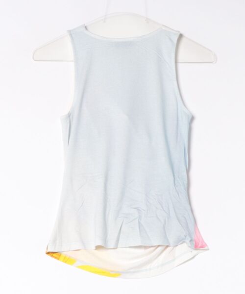 Desigual(デシグアル)の「ビッグフラワープリントカウルネックトップス(Tシャツ/カットソー・レディース・マルチ・L/S/XL/M/XS)」の2枚目の写真
