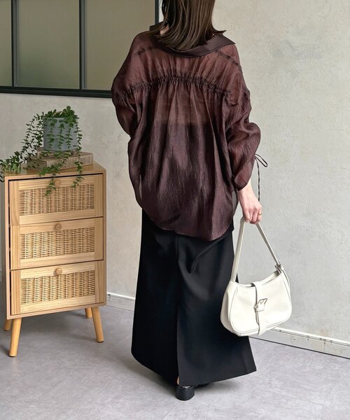 Thevon(ゼボン)の「ラメワッシャー袖シャーリングシアーシャツ(シャツ/ブラウス・レディース・ピンク/ブラウン/サックスブルー/アイボリー・FREE)」の18枚目の写真