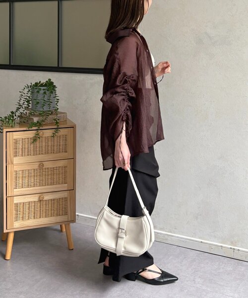 Thevon(ゼボン)の「ラメワッシャー袖シャーリングシアーシャツ(シャツ/ブラウス・レディース・ピンク/ブラウン/サックスブルー/アイボリー・FREE)」の19枚目の写真