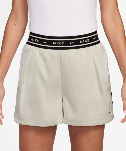 NIKE(ナイキ)の「NIKE AS WMNS NSW OFFLN WVN STN SHORT / ナイキ ウィメンズ NSW OFFLN WVN STN ショート 【SP】(その他パンツ・レディース・パープル/ブラック/ホワイト・S/M/L)」の21枚目の写真