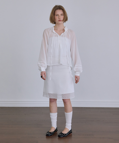 AFTERHOURS(アフターアワーズ)の「CHIFFON MIDI SKIRT (WHITE-DOT)(スカート・レディース・ホワイト・FREE)」の4枚目の写真