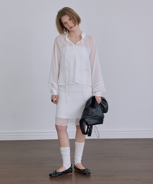 AFTERHOURS(アフターアワーズ)の「CHIFFON MIDI SKIRT (WHITE-DOT)(スカート・レディース・ホワイト・FREE)」の2枚目の写真