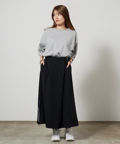 THOUSAND MILE(サウザンドマイル)の「THOUSAND MILE/サウザンドマイル WRAPPED SKIRT ワイドシルエット 腰ベルト タックスカート 2026年 夏 夏服 秋服(スカート・レディース・ブラック/チャコール・M/L)」の19枚目の写真