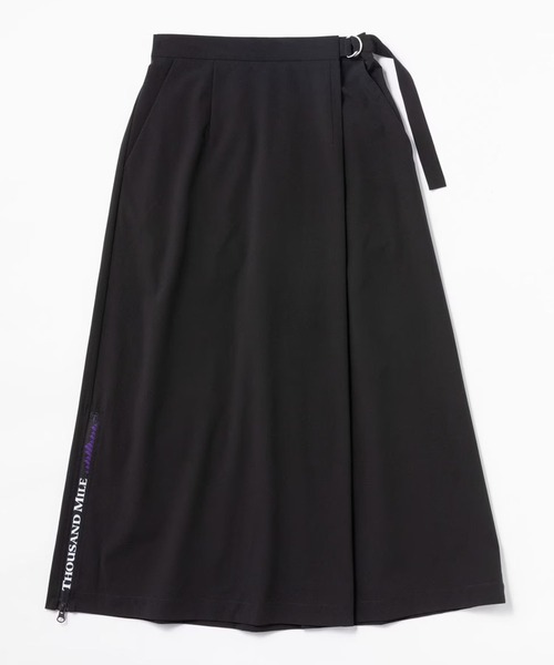 THOUSAND MILE(サウザンドマイル)の「THOUSAND MILE/サウザンドマイル WRAPPED SKIRT ワイドシルエット 腰ベルト タックスカート 2026年 夏 夏服 秋服(スカート・レディース・ブラック/チャコール・M/L)」の12枚目の写真