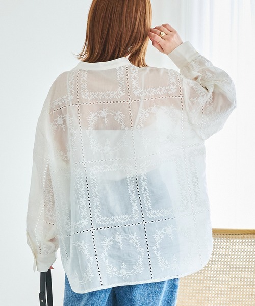 LAVEANGE（ラビアンジェ）の「スクエア刺繍レースブラウス（シャツ/ブラウス・レディース・アイボリー/ブラック・5L/4L/3L/LL/M）」の21枚目の写真