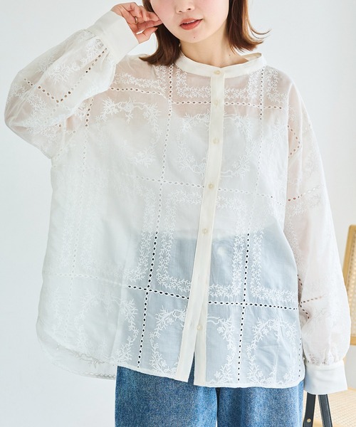 LAVEANGE（ラビアンジェ）の「スクエア刺繍レースブラウス（シャツ/ブラウス・レディース・アイボリー/ブラック・5L/4L/3L/LL/M）」の3枚目の写真