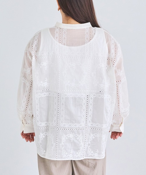 LAVEANGE（ラビアンジェ）の「スクエア刺繍レースブラウス（シャツ/ブラウス・レディース・アイボリー/ブラック・5L/4L/3L/LL/M）」の9枚目の写真