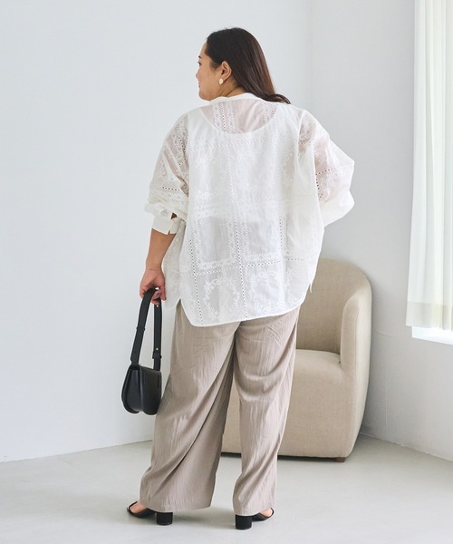LAVEANGE（ラビアンジェ）の「スクエア刺繍レースブラウス（シャツ/ブラウス・レディース・アイボリー/ブラック・5L/4L/3L/LL/M）」の17枚目の写真