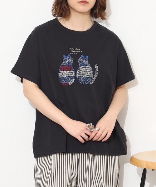 Emago(イマゴ)の「EMAGO 2匹のねこ刺繍T 半袖(Tシャツ/カットソー・レディース・ホワイト/オレンジ/ブラック・FREE)」の13枚目の写真